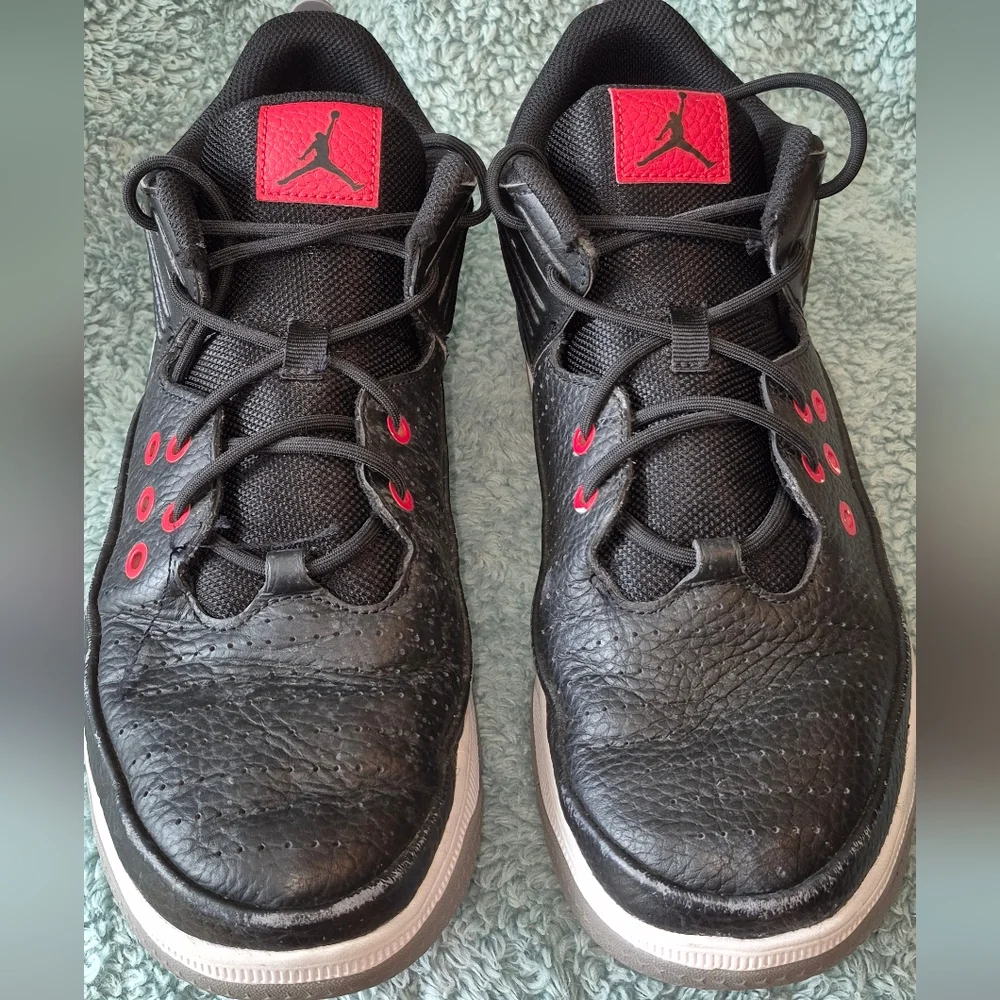 Jordan classic sneakers